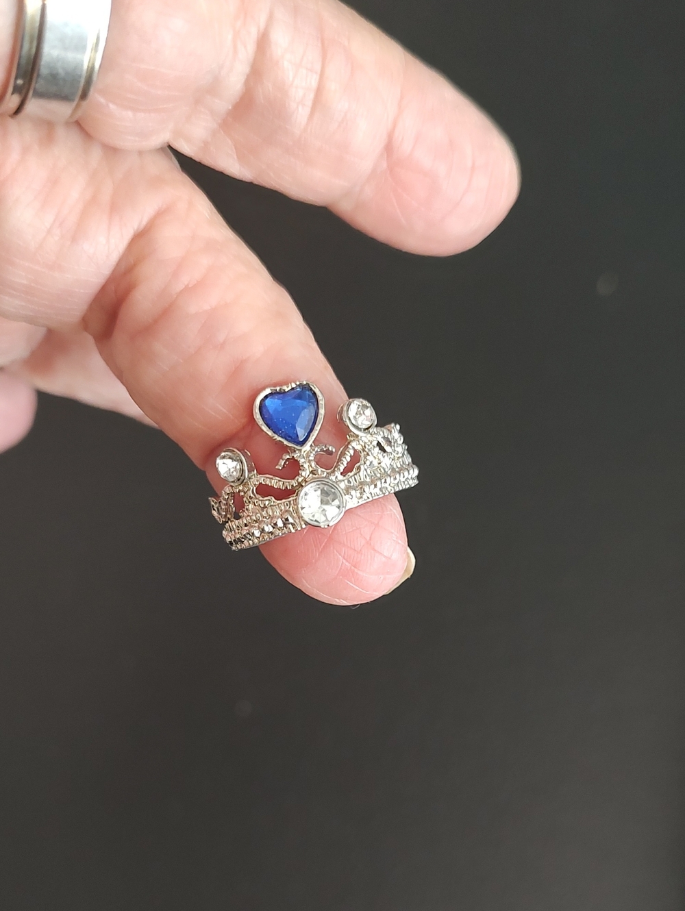 Flat Of Rings - Picture 3 of 6